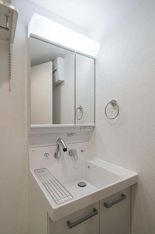 Ｃｕｌｌｉｎａｎ　ＭＡＫＵＨＡＲＩ3階 洗面