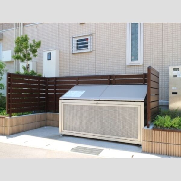 polaris 敷地内ゴミ置場