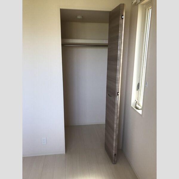 アリエッタ207号室 クローゼット