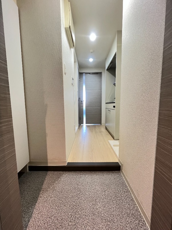 レジディア浦安4階 玄関