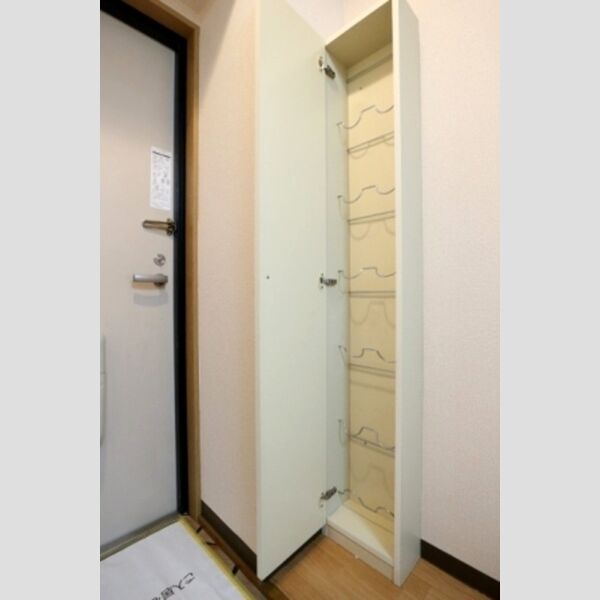 G・MウエストハイツB101号室 シューズボックス