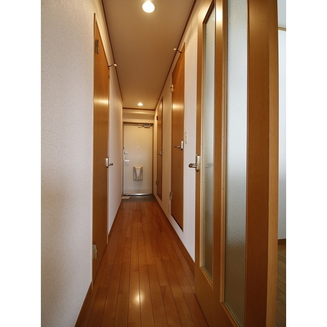 アンプルール 彩華 内観