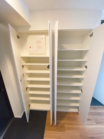 プラウドフラット根津谷中304号室 同建物別部屋の参考画像