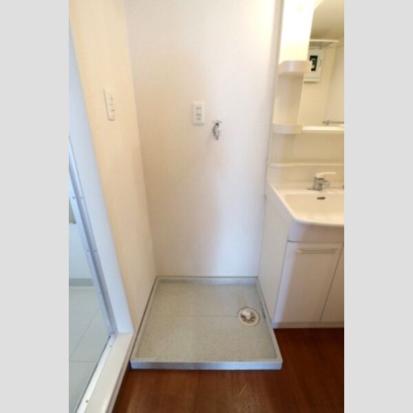 ウィルメゾン201号室 室内洗濯機置場