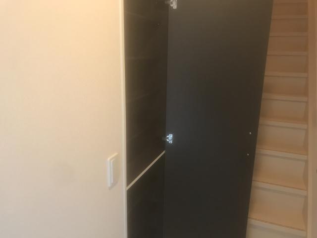 エルシオン富岡201号室 収納