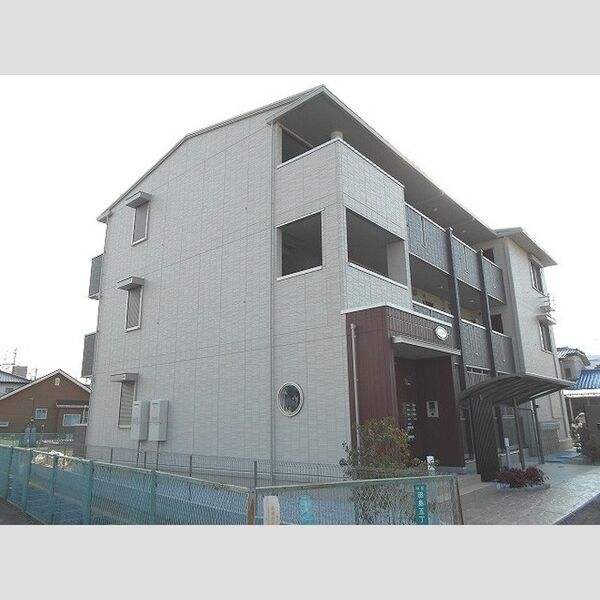 レセンテ西浦和202号室 建物外観