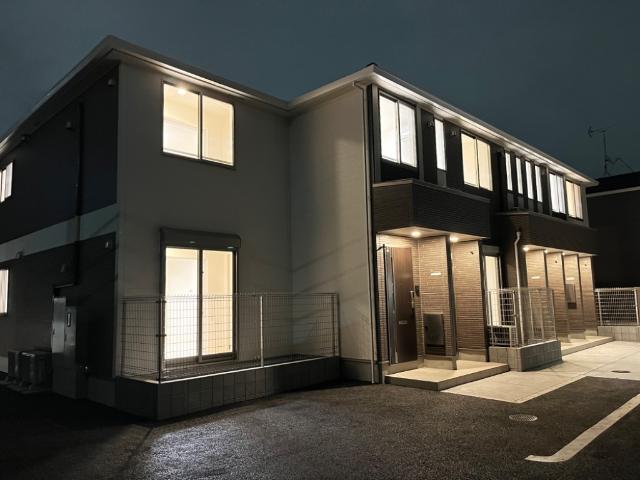 Fleuve(フルーヴ) 外観写真（夜）