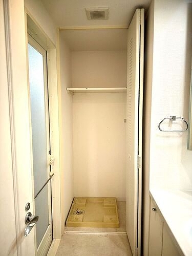 パークコリーナ上大岡アジュールコート 洗濯機置き場　※2026年2月撮影