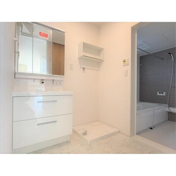 La　Lumiere　D 洗面