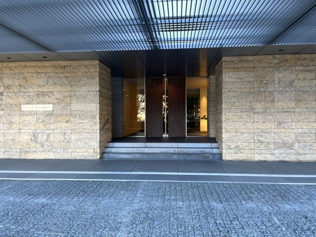 ザ・パークハウス　新宿タワー14階 エントランス
