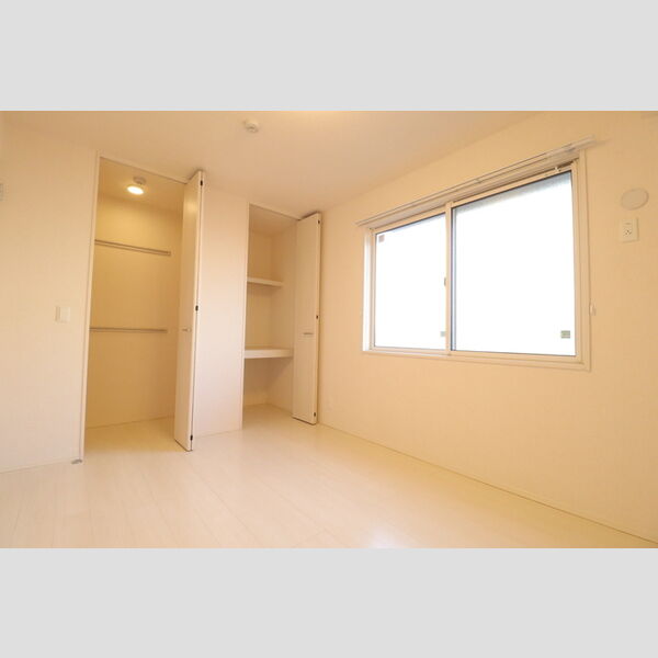 ロイジェントパークス レイクタウン Ⅲ　I105号室 洋室