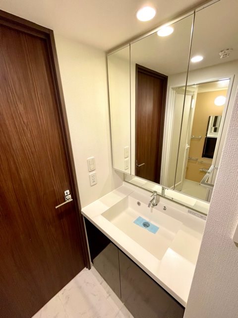 レジディア高円寺6階 洗面