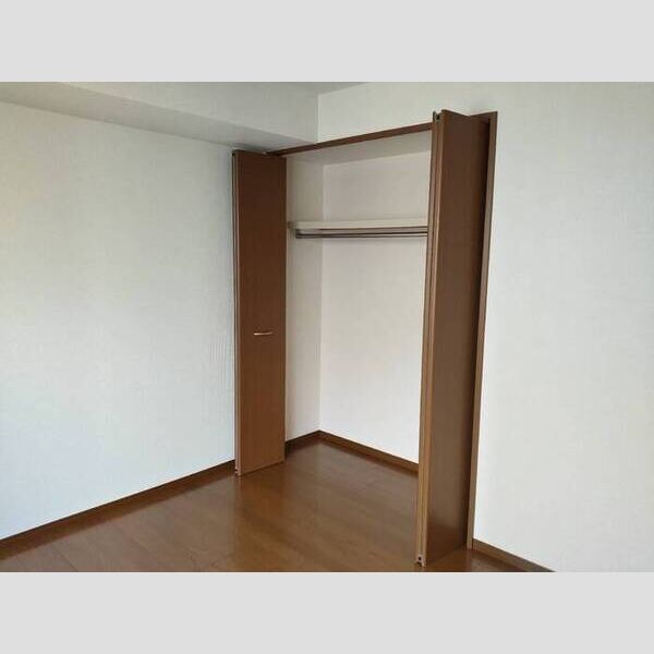 ソレアード　壱番館/弐番館 収納