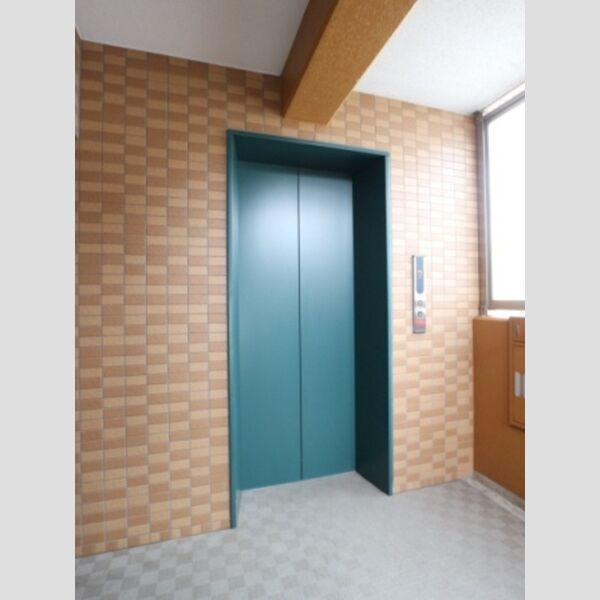 Sunshine Hills エレベーター