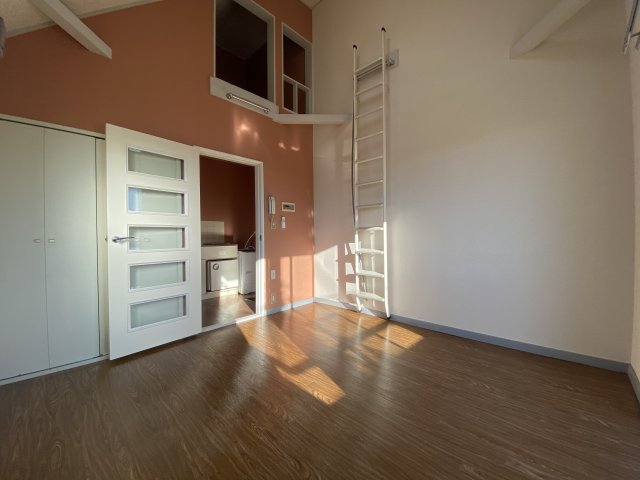 ドルフ鶴巻No.142階 寝室