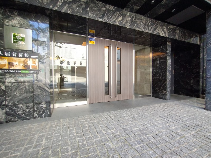 コンシェリア新橋SIX10階 エントランス