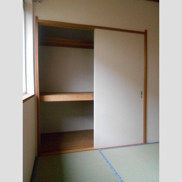 尾山台ハイツ　Ⅰ203号室 収納