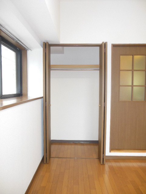 ガラ・ステージ国分寺7階 収納