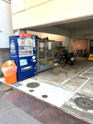 ブリッジワン 駐車場