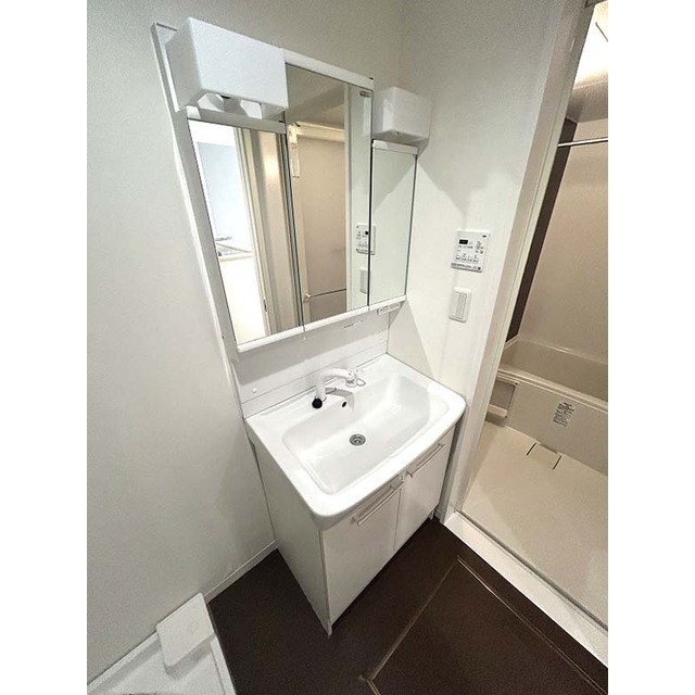 ビコローレ　ポスト 洗髪洗面化粧台