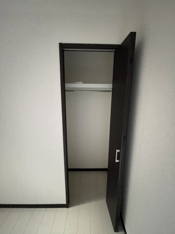 ダイヤモンドテラス川崎新町A203号室 収納