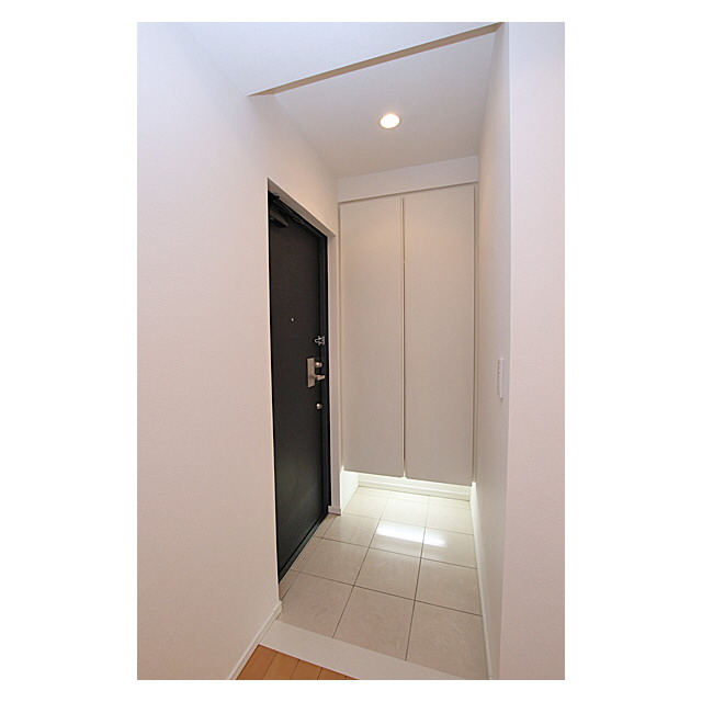 ドゥーエ日本橋浜町0504号室 玄関