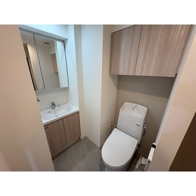 プレール・ドゥーク横濱子安402号室 内観