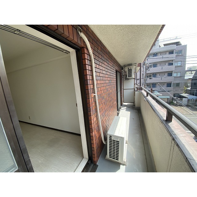 三番館竹下0302号室 バルコニー