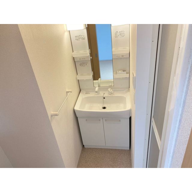 グランデ・ヒルズ102号室 内観