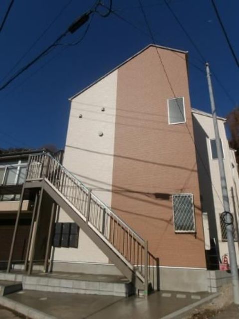 ドミール井土ヶ谷 外観