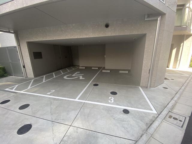 シーズンフラッツ蔵前清澄通り4階 駐車場