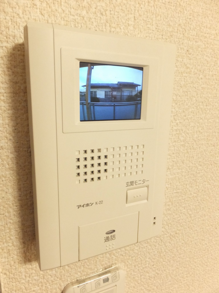 レオネクストメゾンボナール208号室 カラーモニター付きインターホン