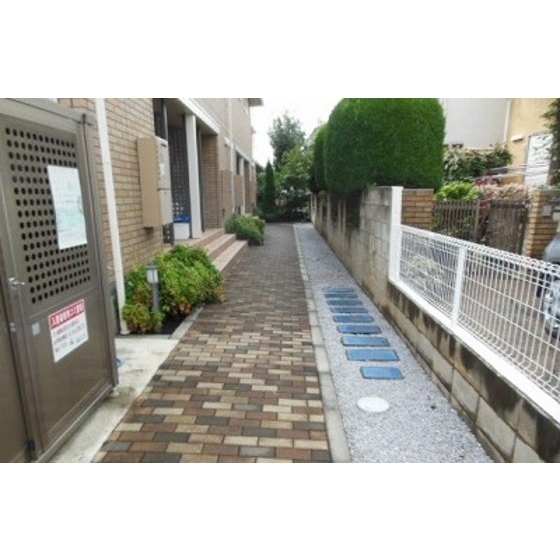 ヴィラージュ国立1階 外観