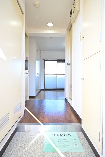スカイコート西荻窪 玄関