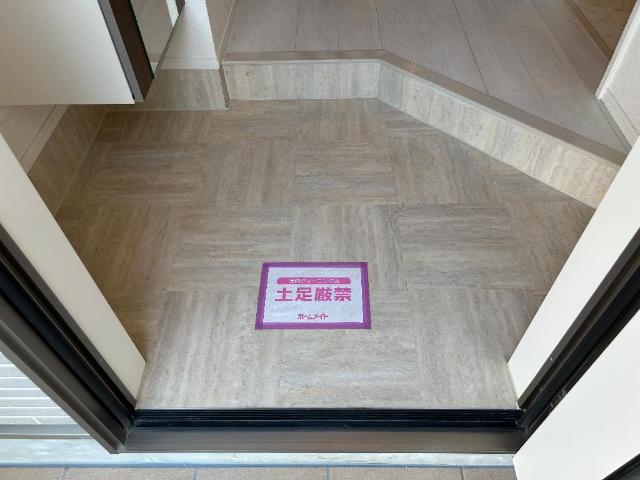 グランプラム本町（ＧｒａｎＰｌｕｍ本町）108号室 玄関