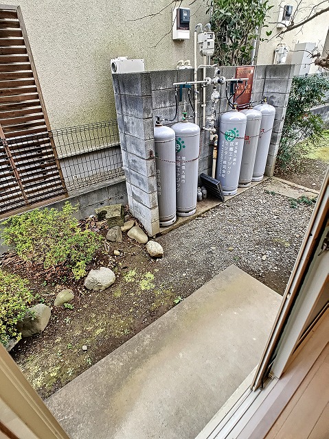 サマックス・シャローム1階 部屋その他