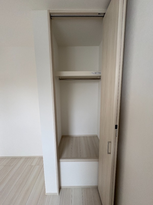 エトワールヴァリ　プレリュード2階 収納