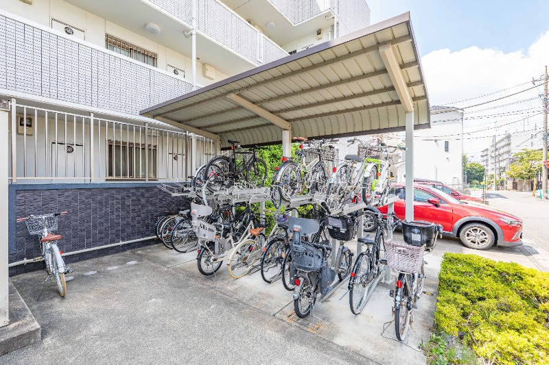 プランドール5階 駐輪場