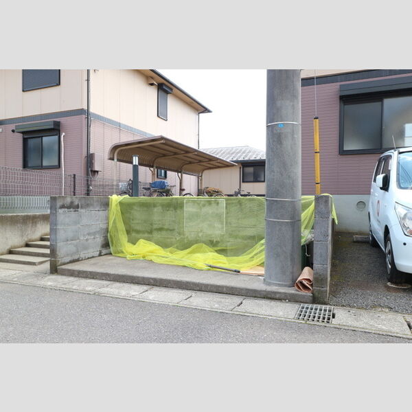 クレスト 敷地内ごみ置場