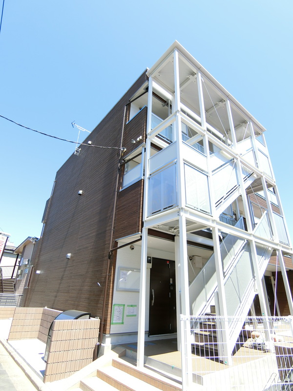 リブリ・シンシア1階 外観