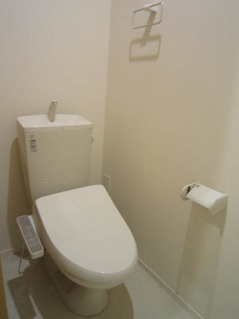 ロイヤル藤沢 温水洗浄便座付