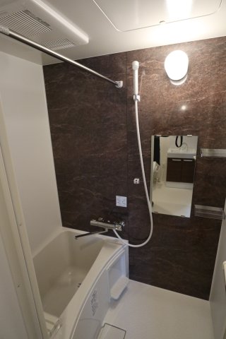 ベイルーム鶴見小野Ⅱ102号室 お風呂