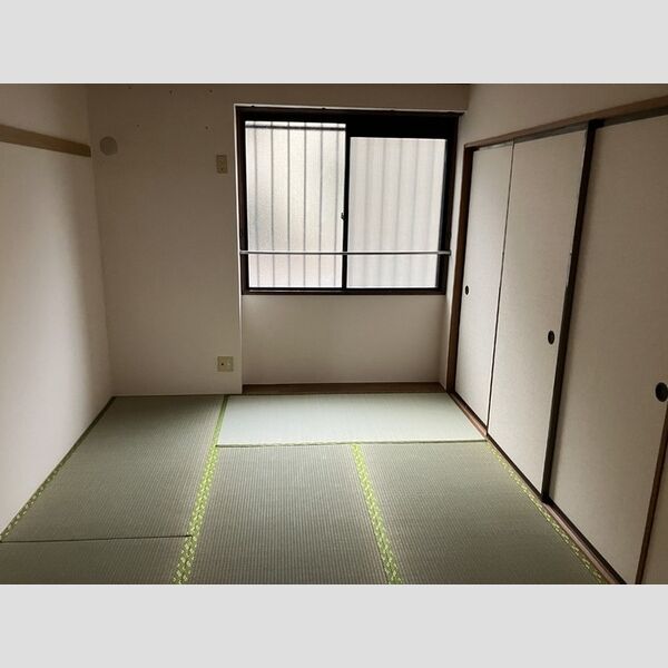 ジュネス戸田103号室 和室