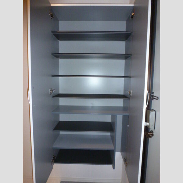 アイリス・ヒル シューズボックス