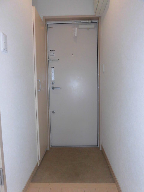 チェスナット鷺宮 玄関