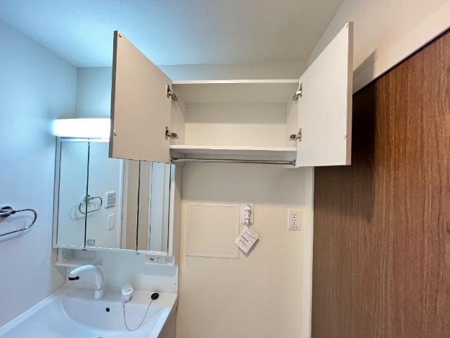 HADANOBASE A 洗濯機上収納（イメージ）