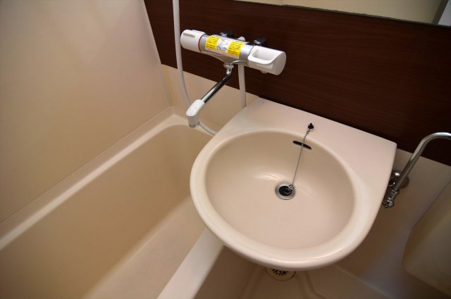 シャルール浅間町2D号室 洗面