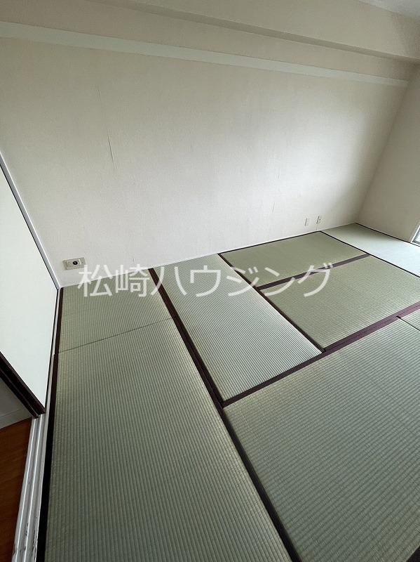 上高田４丁目団地2号棟 内観