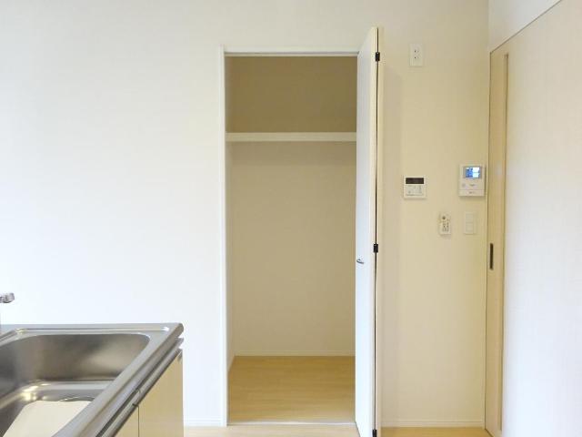 シュターク 収納