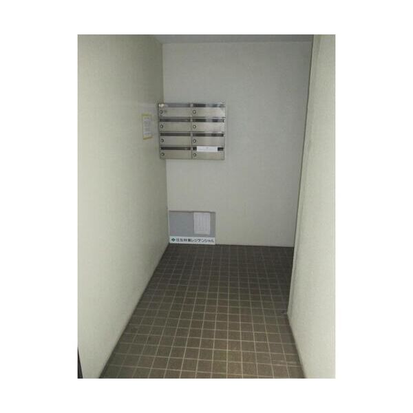 冨士山ビル302号室 エントランス